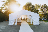 Wynajem Namiotów Stołów Krzeseł Parkiet